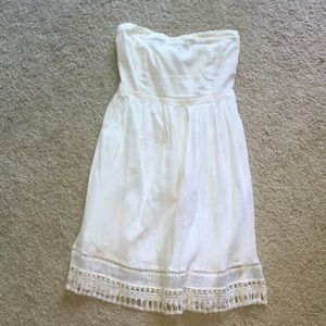 Old Navy Strapless White dress Eyelet Trim